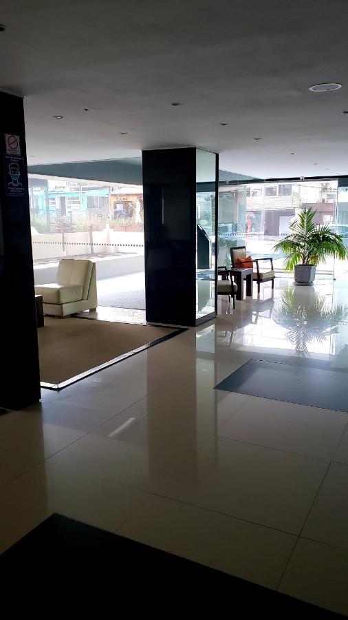 Comodo Y Amplio En El Corazon De La Peninsula Pde Torre Amalfi 푼타델에스테 외부 사진